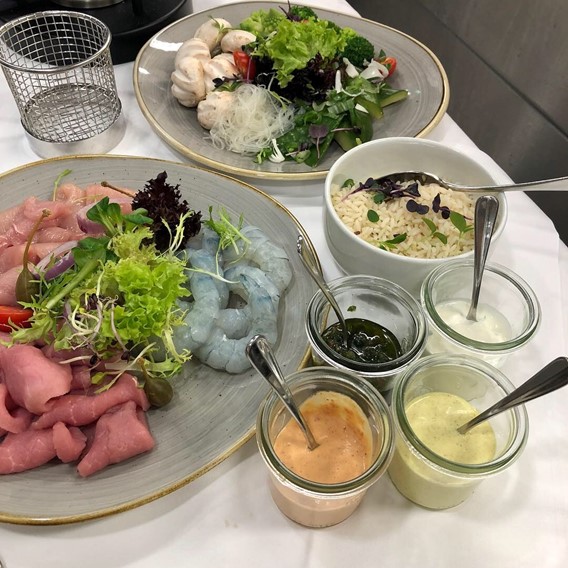 Fondue Chinoise & Fondue Vegetarisch